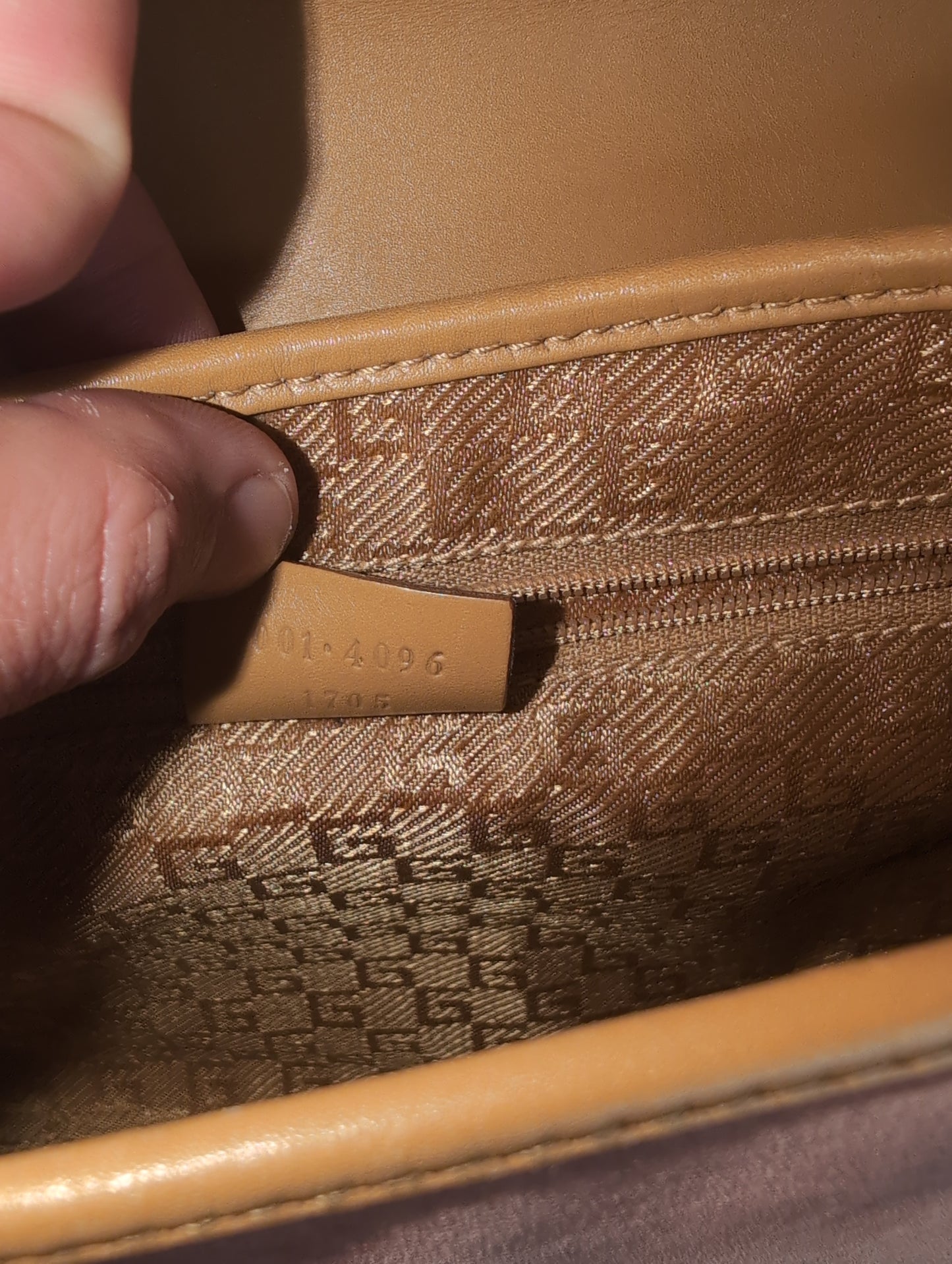 Vintage Gucci bamboo shoulder bag