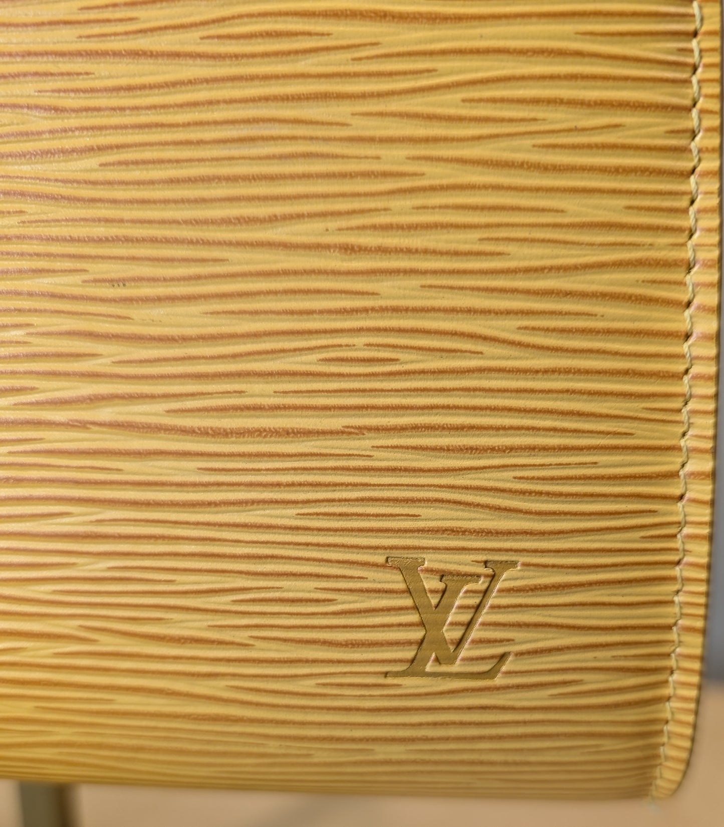 Louis Vuitton Epi Pochette